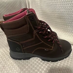 Wolverine Dark Brown Boots tough work, outdoor activities, size 8w,